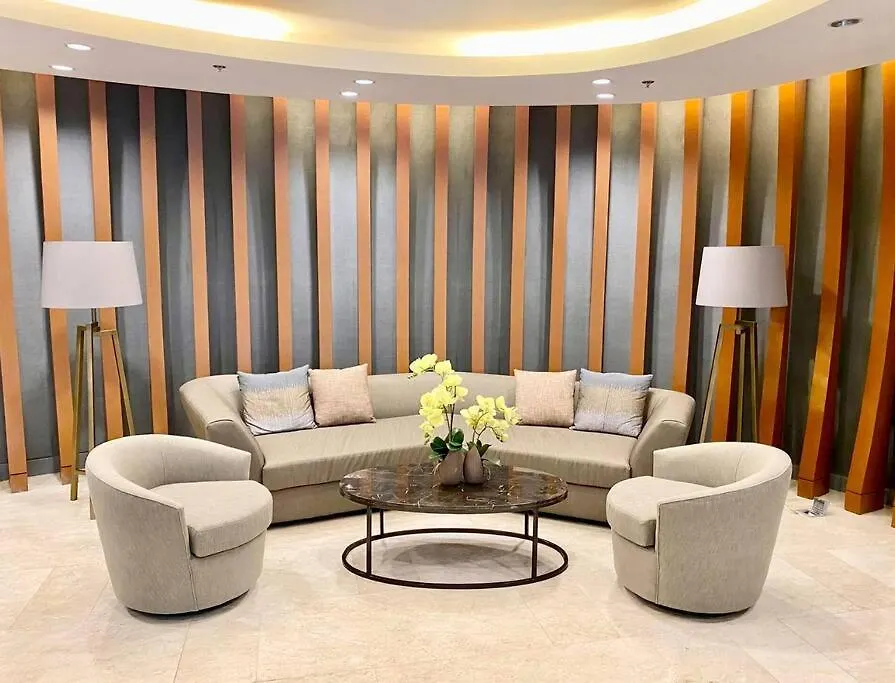 2 Condos, 5 Beds, 2 Cr @ Shore2 Moa Manila Apartment