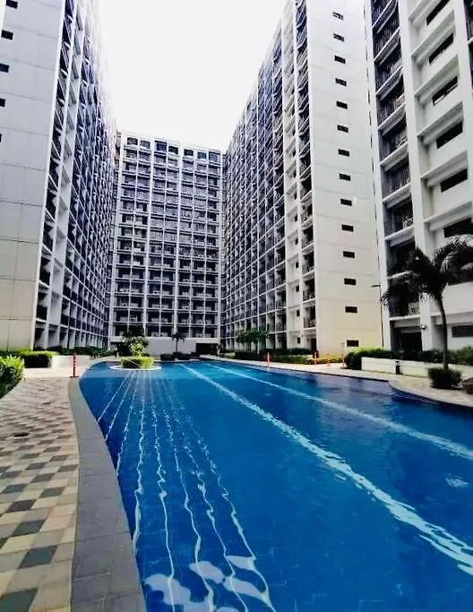 2 Condos, 5 Beds, 2 Cr @ Shore2 Moa Manila 0*,  Philippines