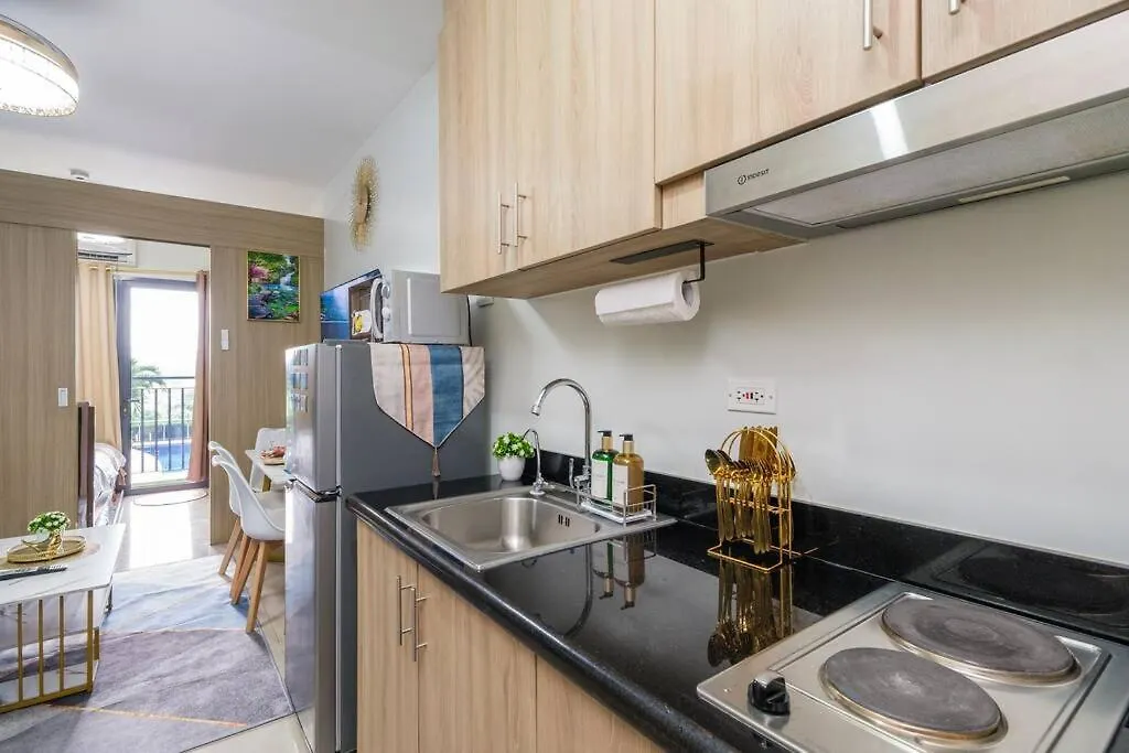 2 Condos, 5 Beds, 2 Cr @ Shore2 Moa Manila