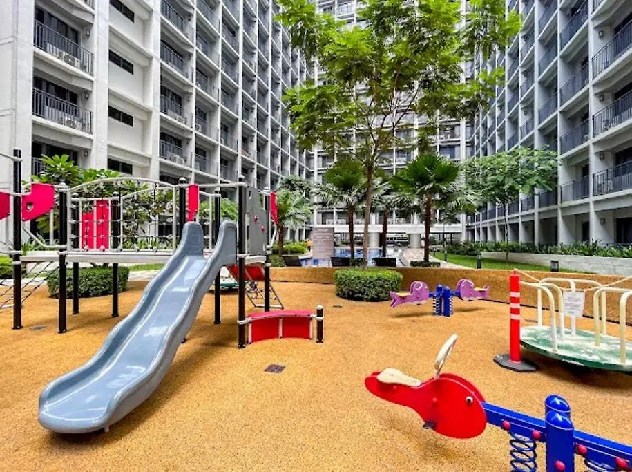 2 Condos, 5 Beds, 2 Cr @ Shore2 Moa Manila 0*,  Filipíny