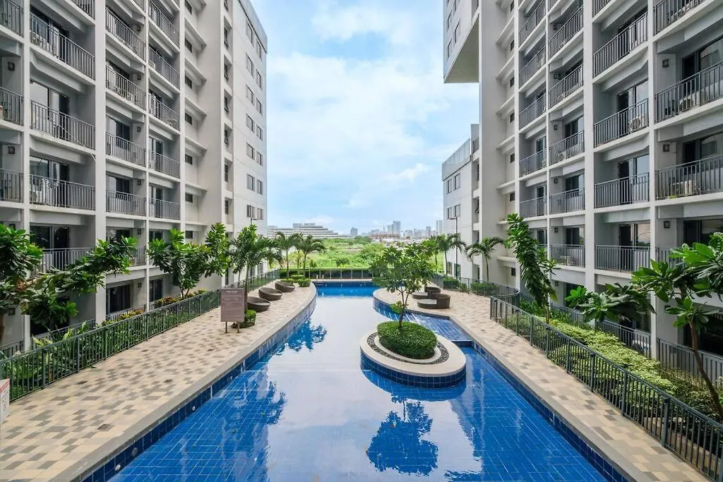 2 Condos, 5 Beds, 2 Cr @ Shore2 Moa Manila 0*,